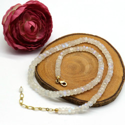 Gros collier pierre de lune...