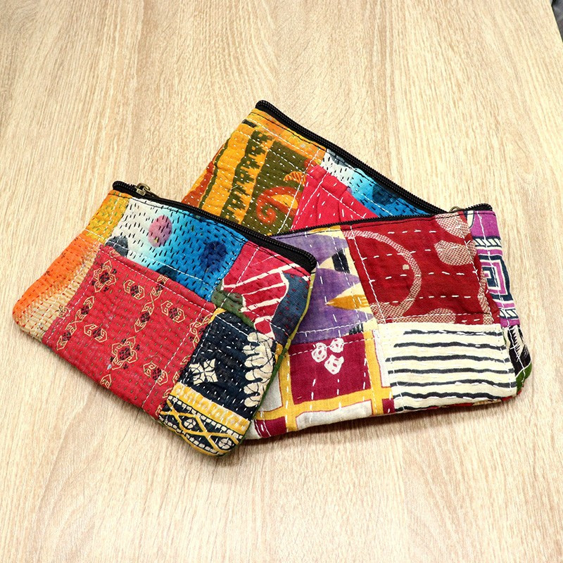 Pochette patchwork en tissus Pochette patchwork en tissus
