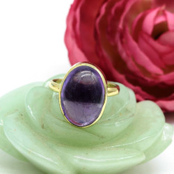 Petite bague dorée pierre...