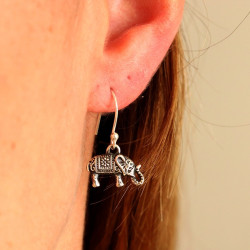 Boucle d'oreille éléphant...