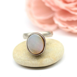 Bague argent sobre pierre...