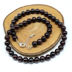 Collier grenat pierres...