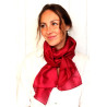Foulard en soie fine et légère de couleur bordeaux
