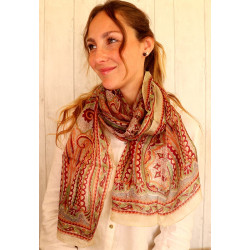 Foulard soie beige motifs...