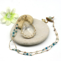Pierre quartz sur fil de...