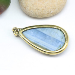 Pendentif pierre opale...