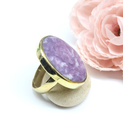 Très grosse bague charoïte...