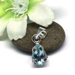 Petit pendentif argent...