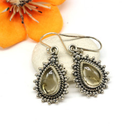 Boucles d'oreille pierre...
