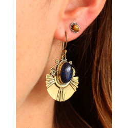 Grosse boucle d'oreille...