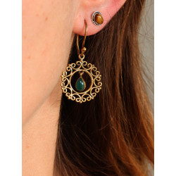 Boucles d'oreilles dorées...