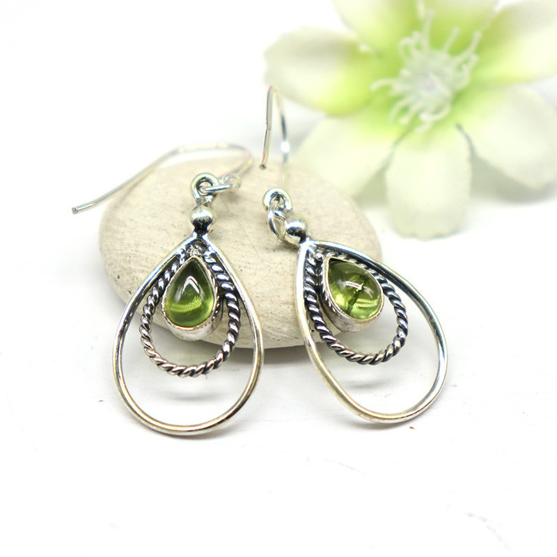 Boucles d'oreille argent et pierre péridot