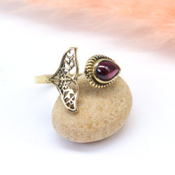 Bague dorée réglable et grenat
