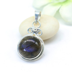 Pendentif pierre...