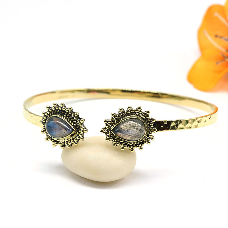 Bracelet laiton martelé pierres labradorites Bracelet laiton martelé pierres labradorites