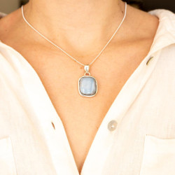Pendentif opale bleue en...