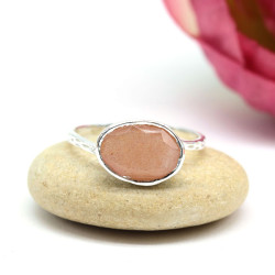 Bague argent fine pierre de lune rose