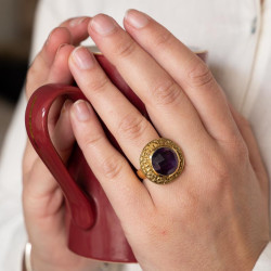 Bague ethnique dorée pierre...