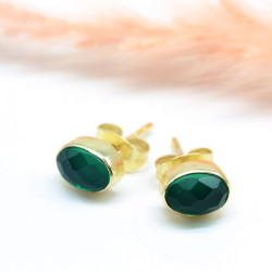 Puce d'oreille pierre verte...