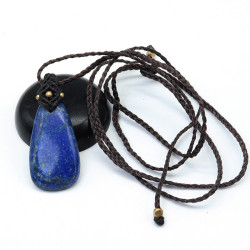 Pierre lapis lazuli sur...