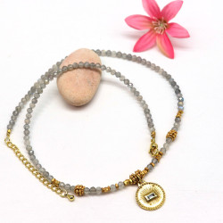 Collier labradorite facettée et pendentif doré