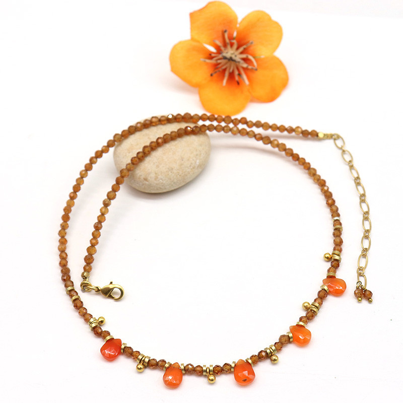 Collier cornaline facettée avec gouttes Collier cornaline facettée avec gouttes