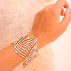 Bracelet manchette argentée